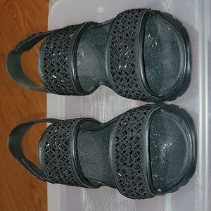 Sketchers Luxe Foam Sandals